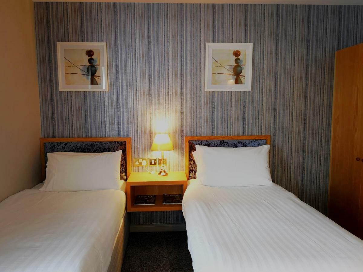 Mellon Country Inn Hotel أوماغ المظهر الخارجي الصورة